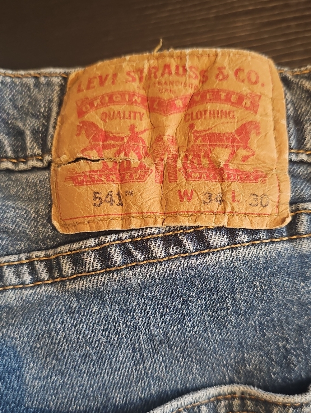 Levi's Relaxed Fit Men's Jeans in Blue with Tan Patch